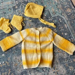 Handmade knitted yellow sweater with matching hat & boot for babies 6-12 months